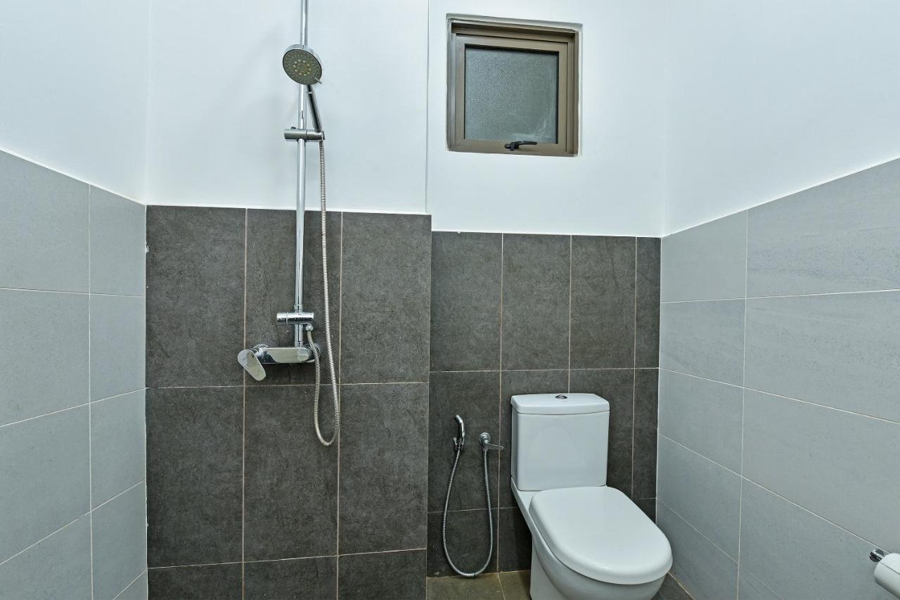 Capital O 90614 Cvia Ummul Hotel Padang Besar Luaran gambar